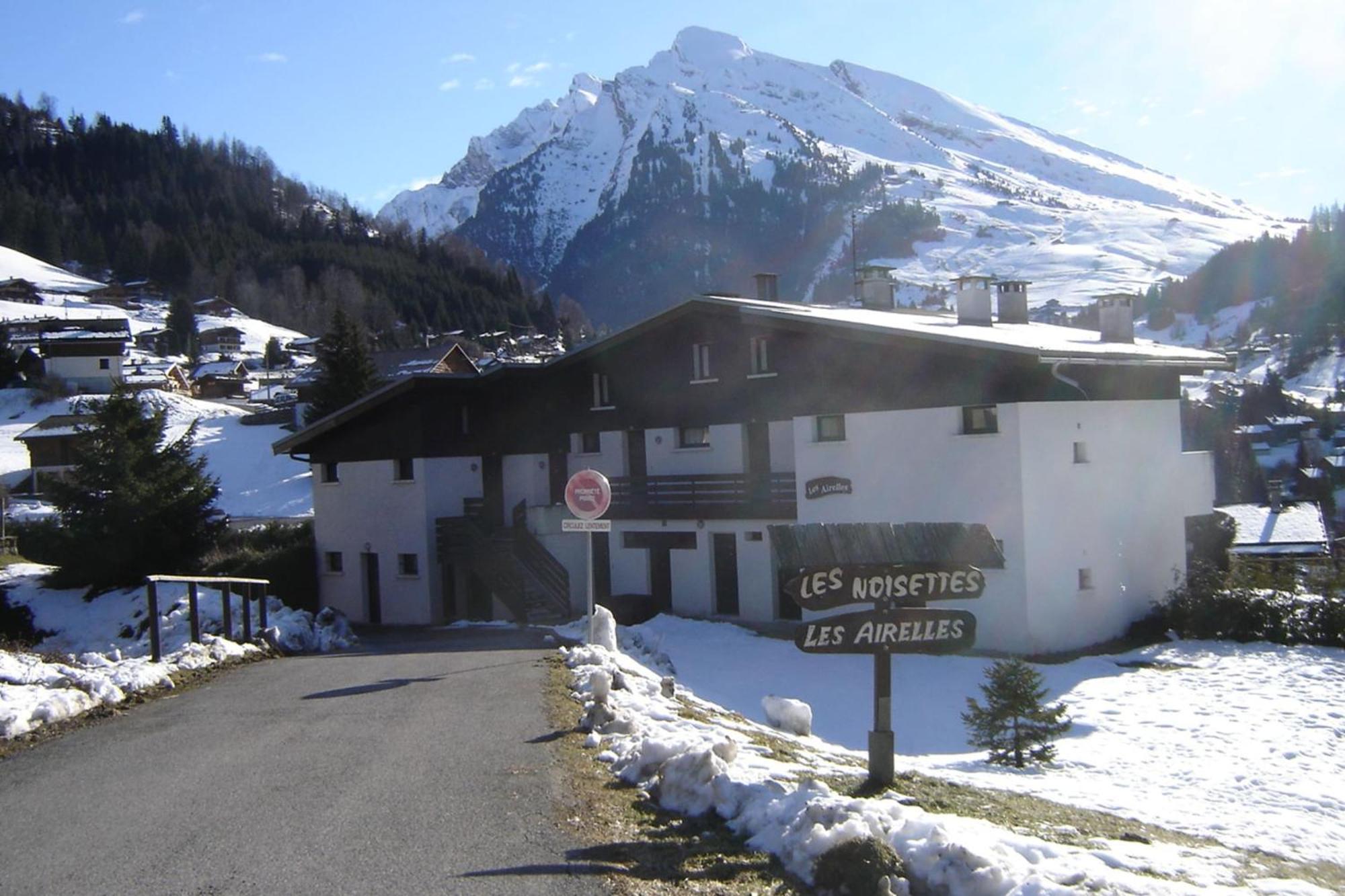 Apartment With Balcony Close To The Slopes La Clusaz Eksteriør billede